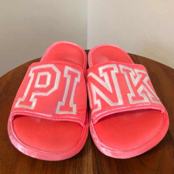 💃Victoria Secret PINK House Slippers💃 - Picture 2 of 7